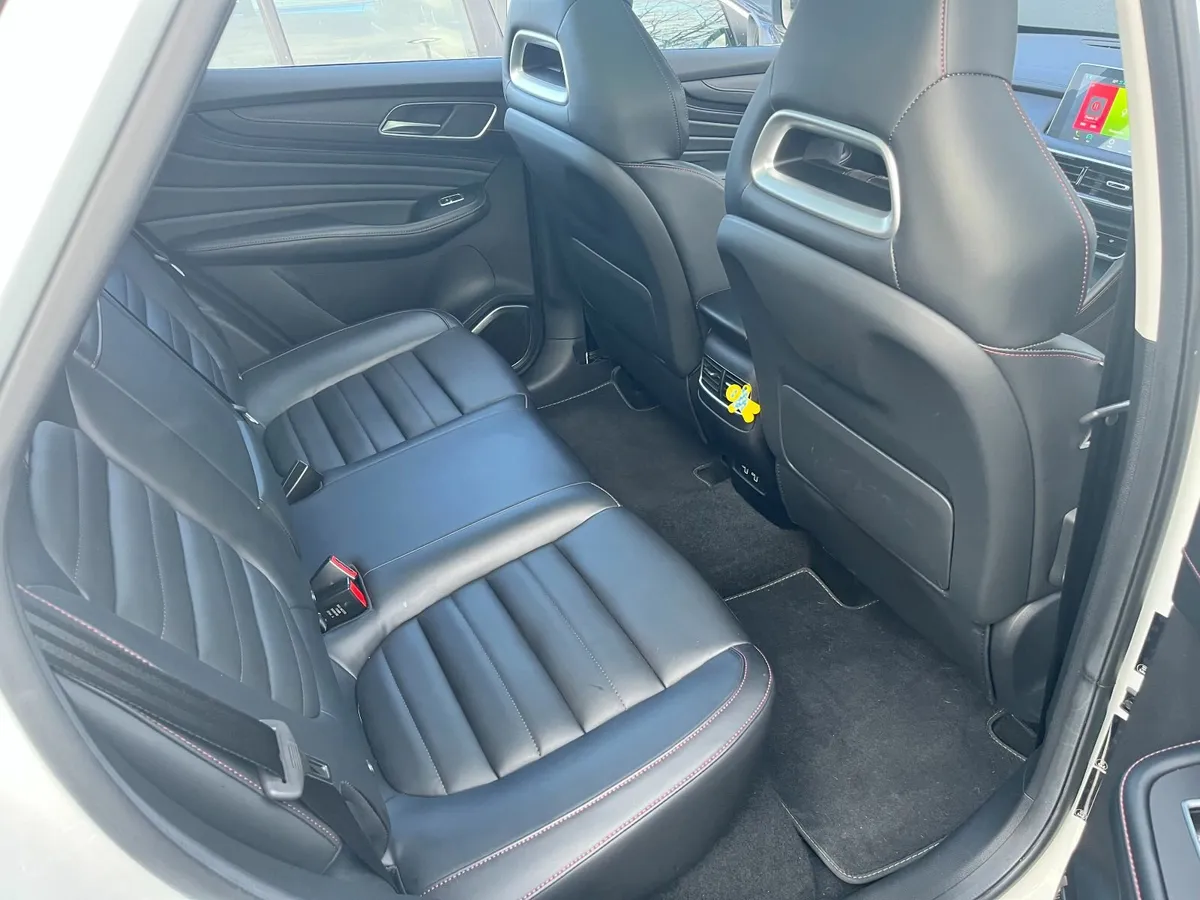 MG HS 2022 - Image 3