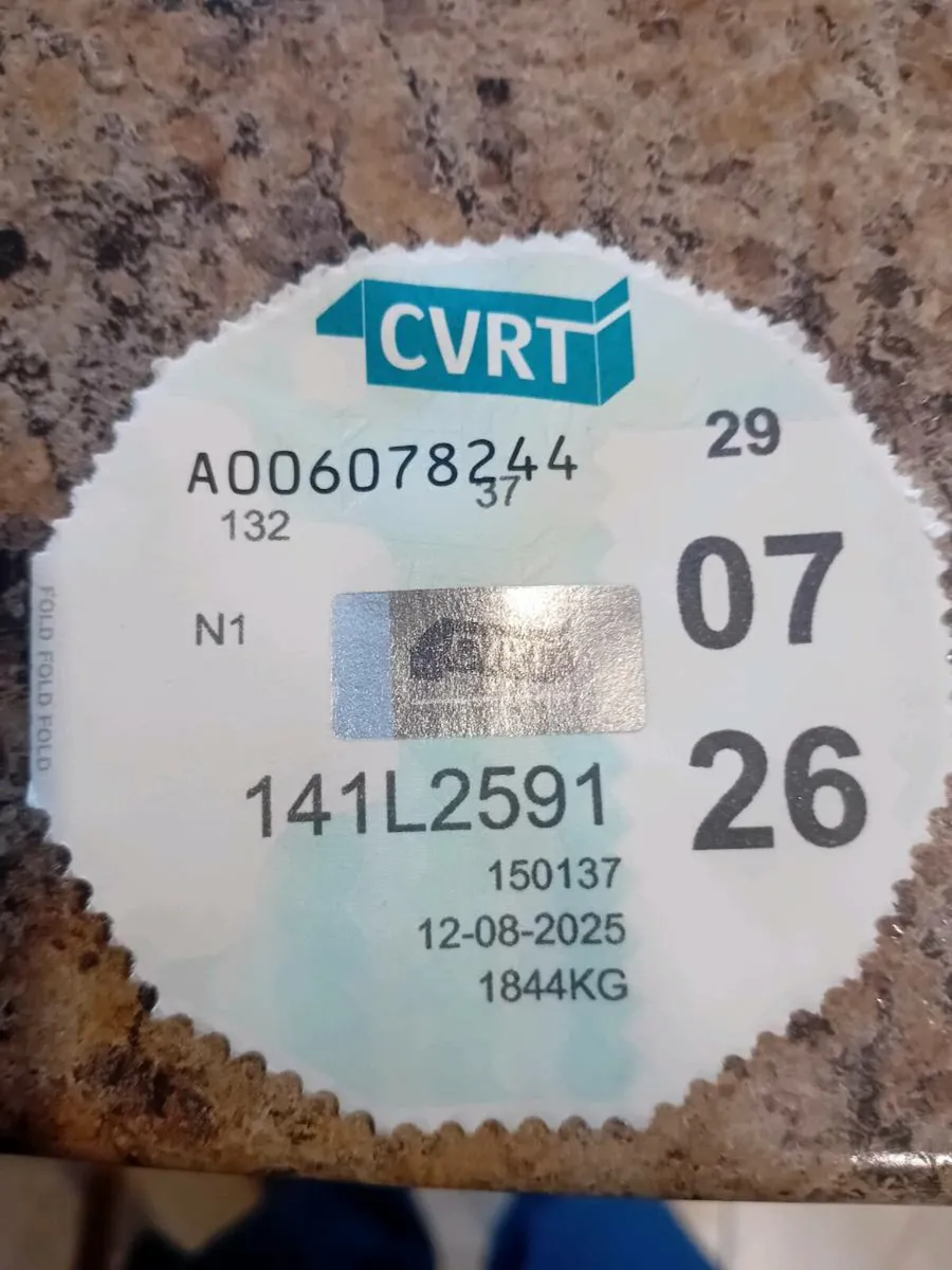 2014 Dacia Duster Commercial 4×4 - Image 2