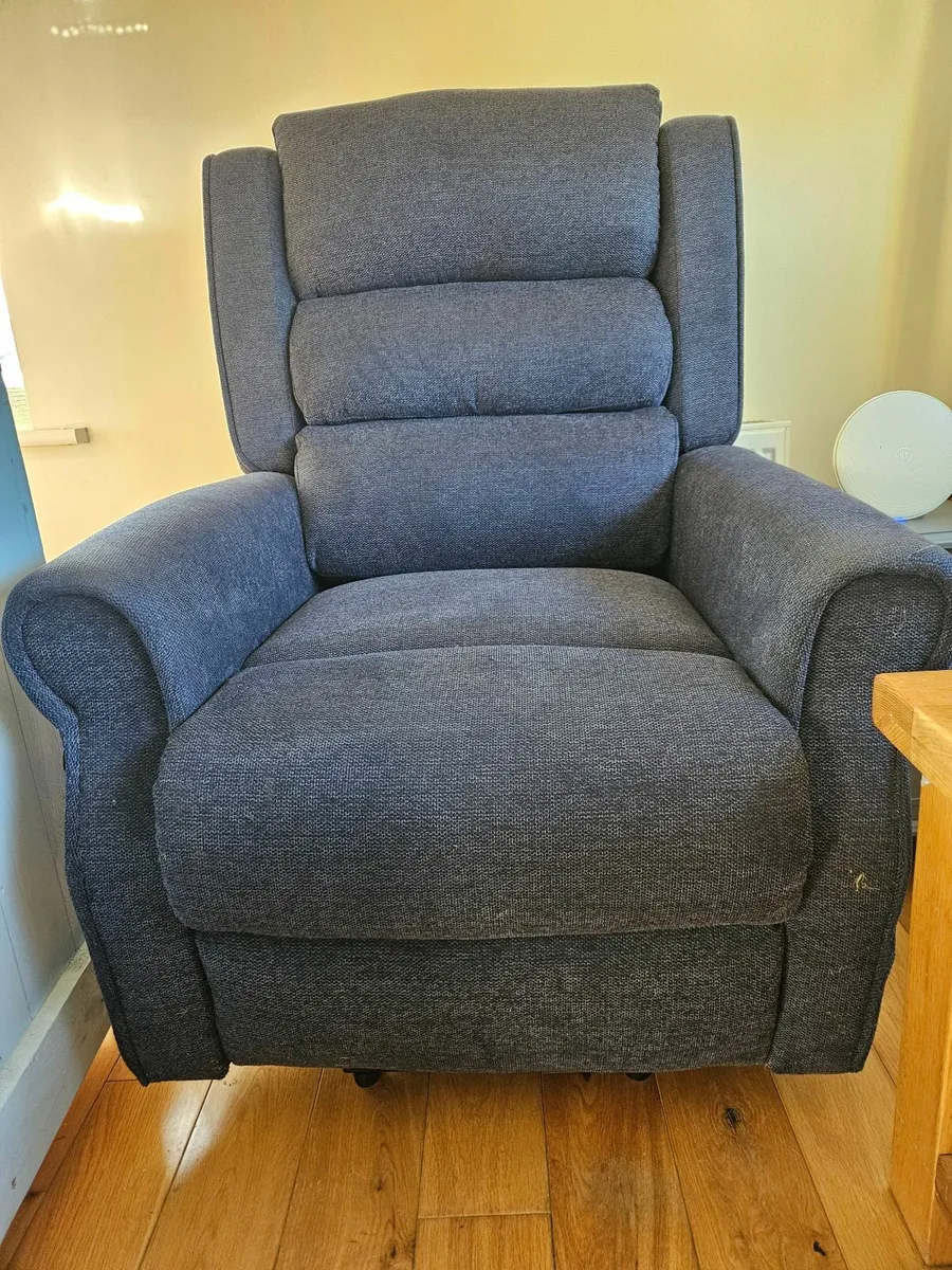 Electric Recliner Chair - Immaculate Condition - Image 2