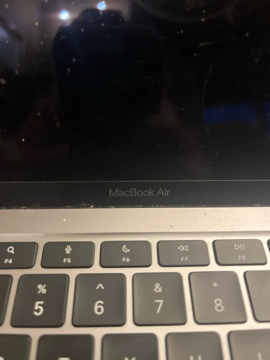 MacBook Air - Image 2