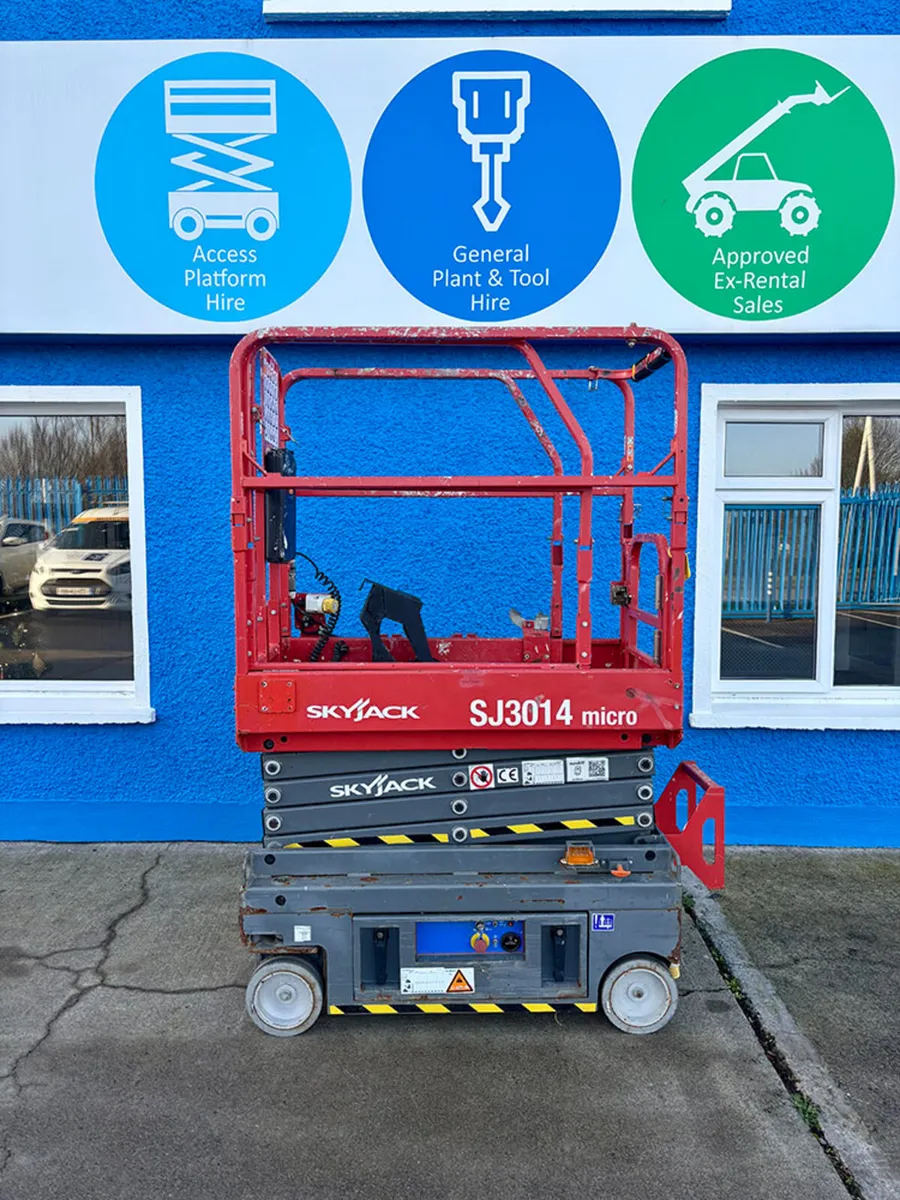 Skyjack SJ3014 Electric Scissor Lift - Image 3