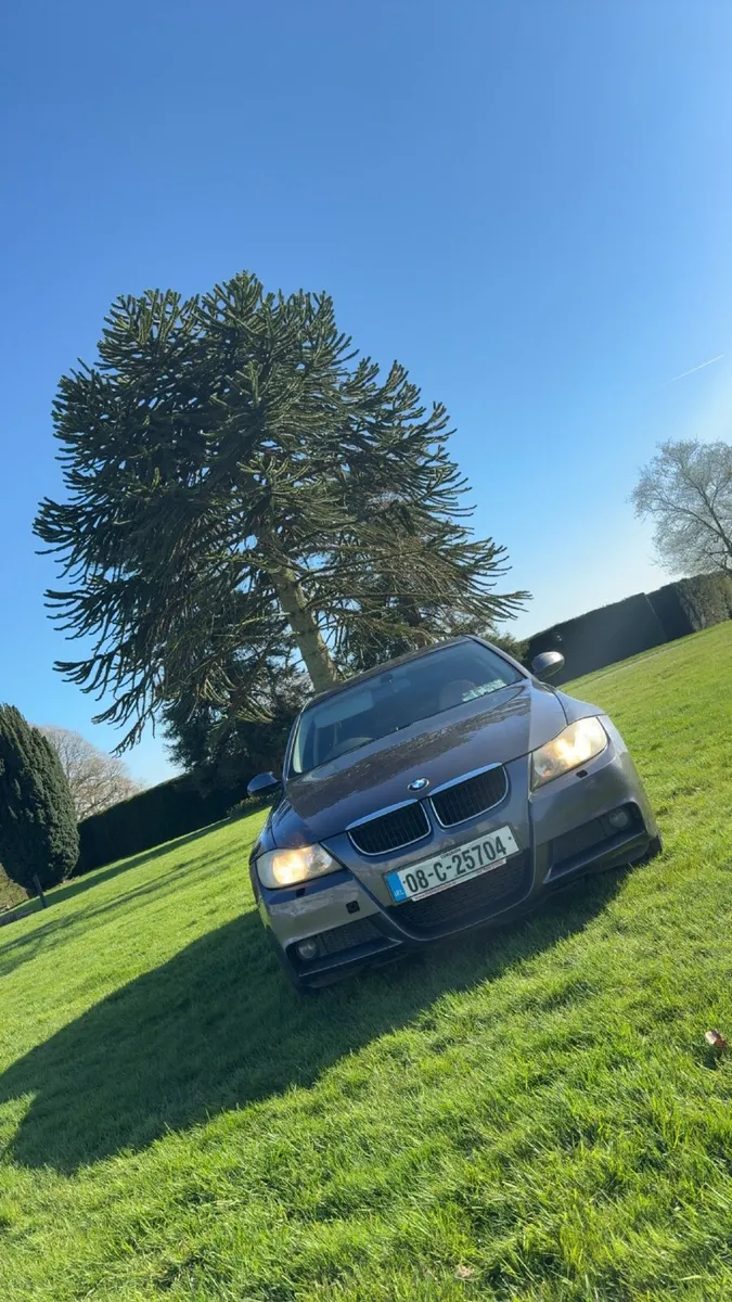 BMW 3-Series 2008 - Image 2