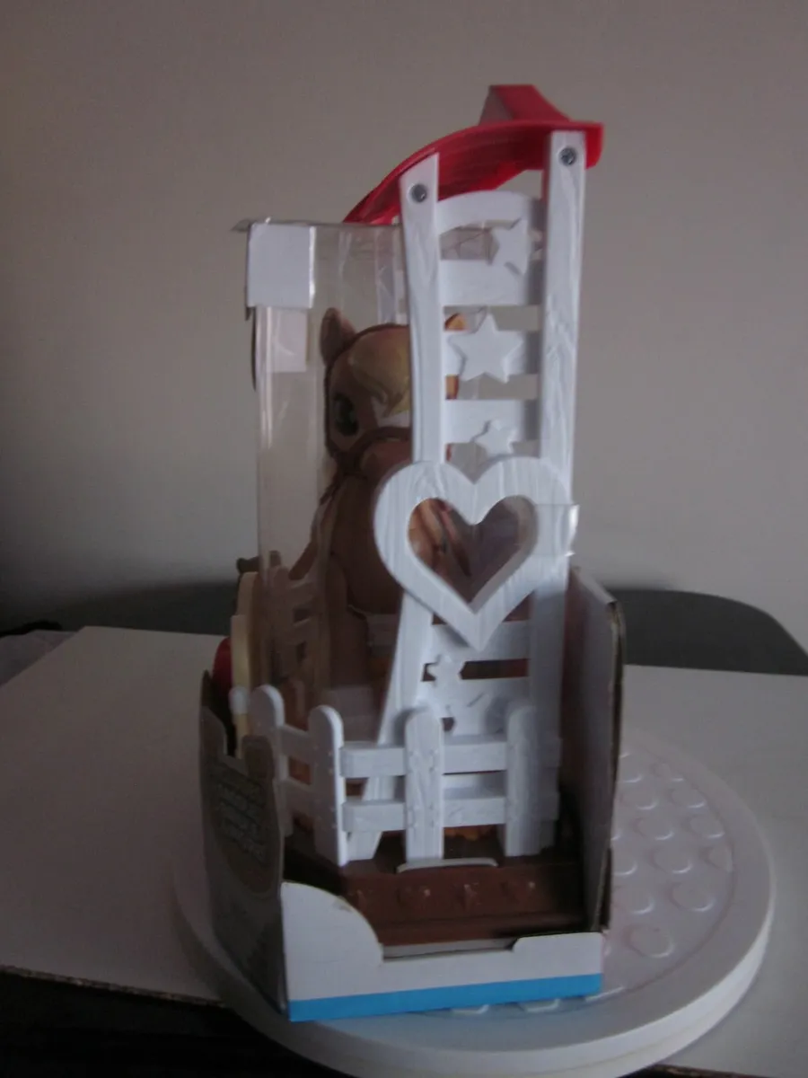 Zuru Pets Alive My Magical Pony/Stable New - Image 4