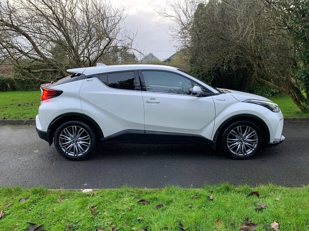 Toyota C-HR 2022 SOL ** One Owner ** - Image 1