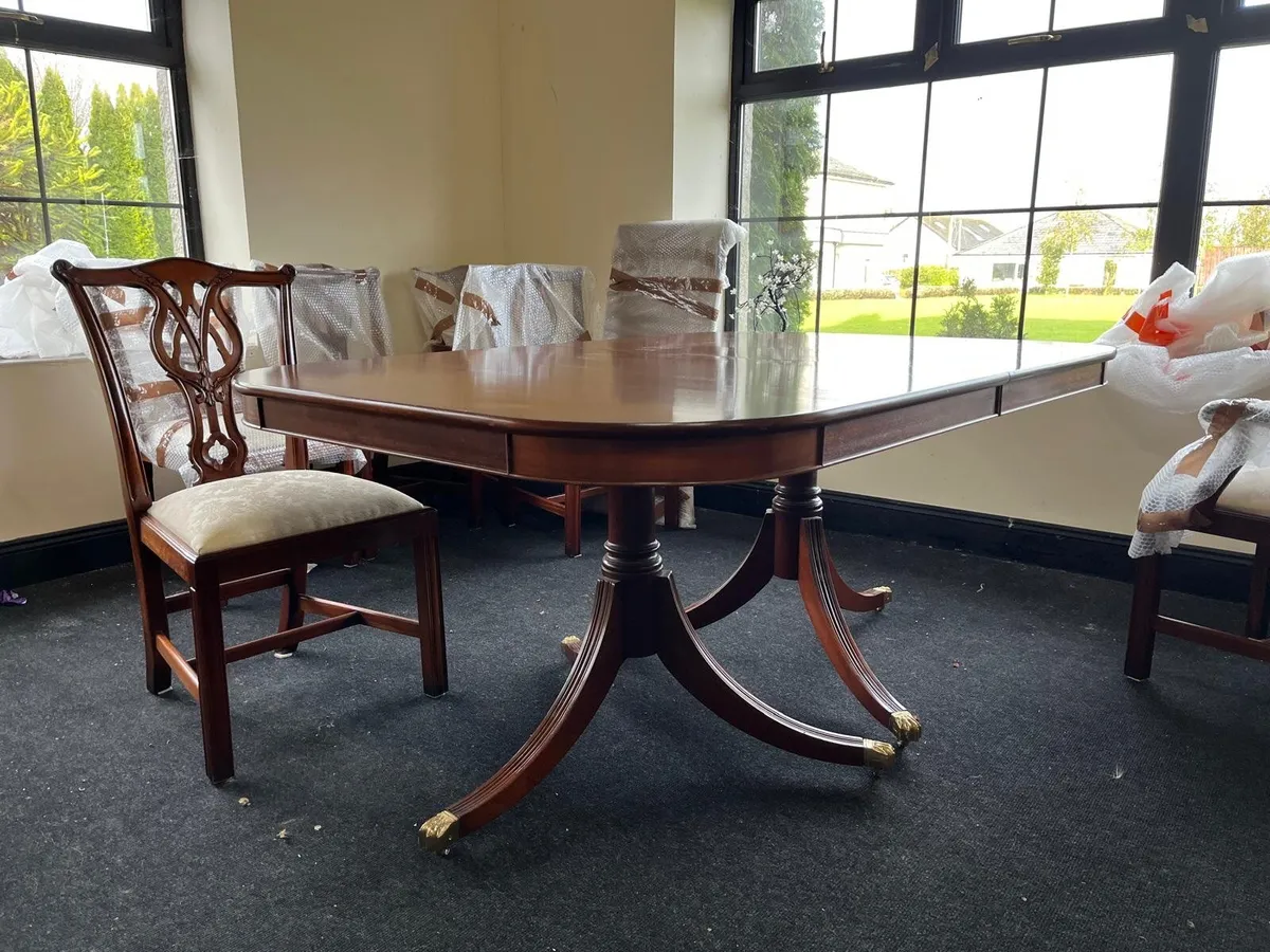 Dining table & chairs - Image 4