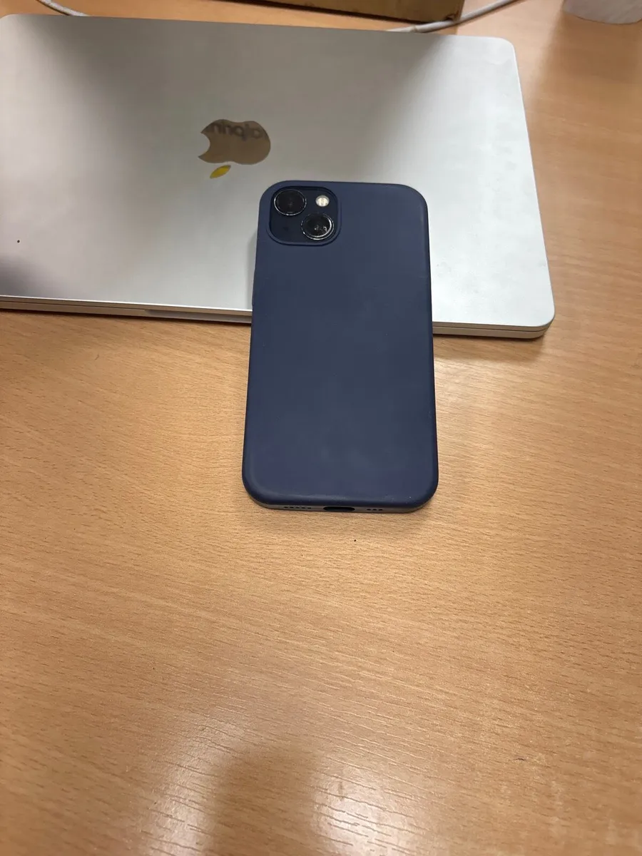 iPhone 13 unlocked - Image 2