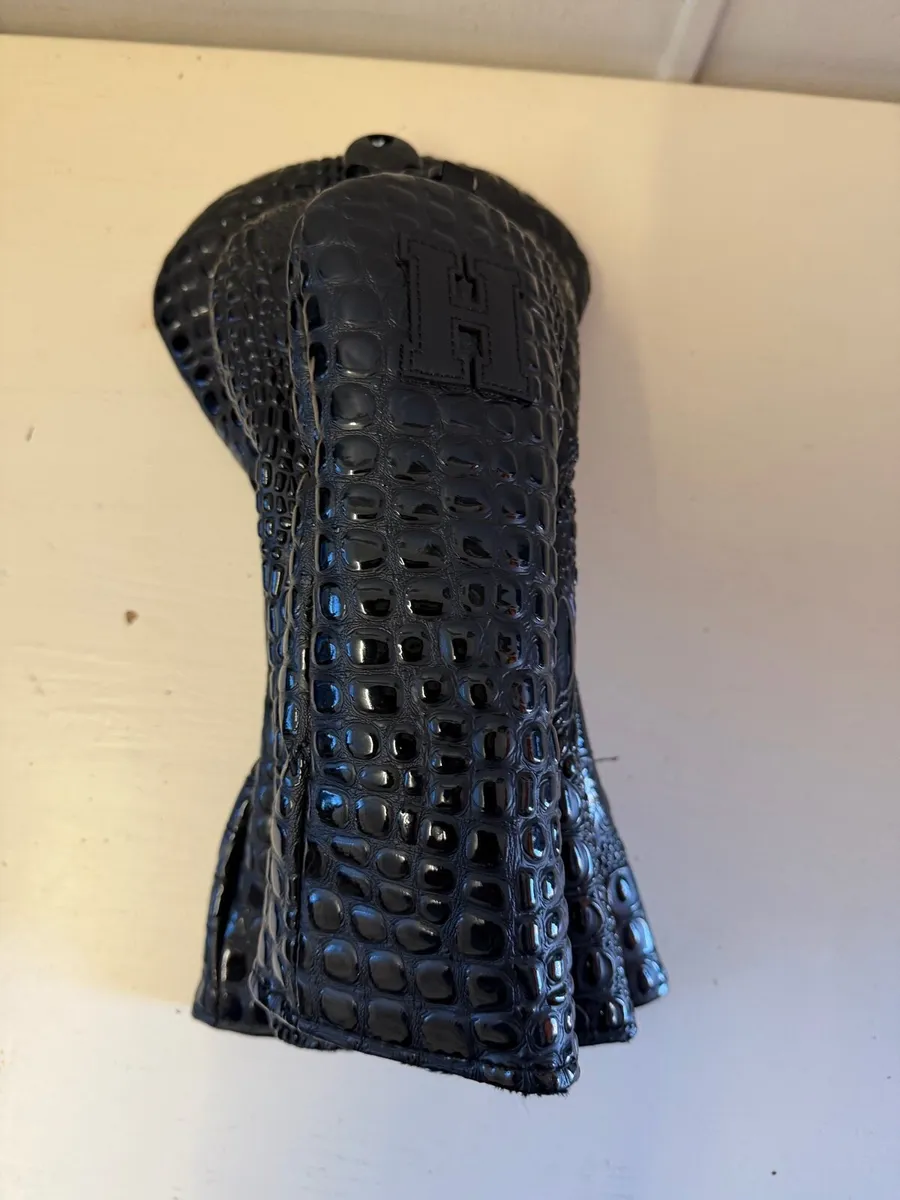 Black Crocodile Skin Golf Head Cover Set - Image 3