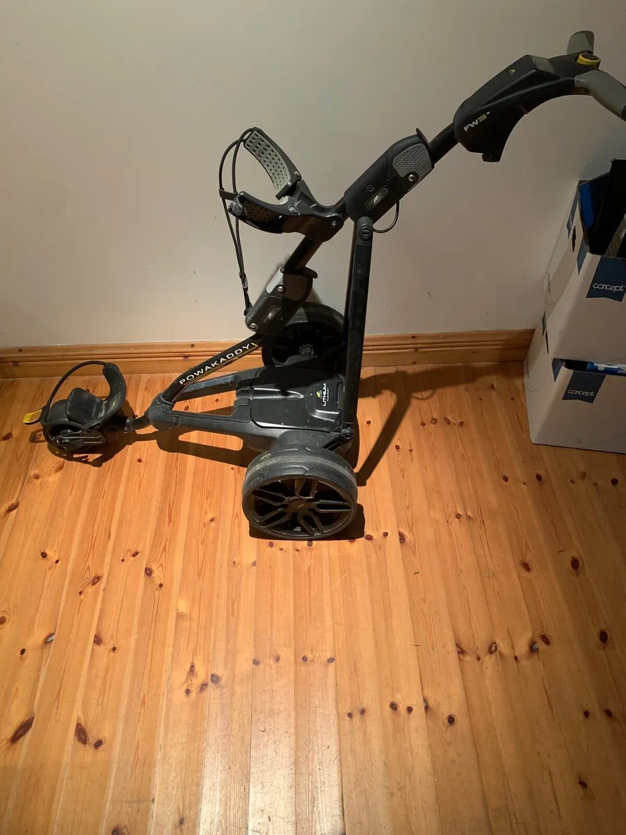Powercaddy electric trolley