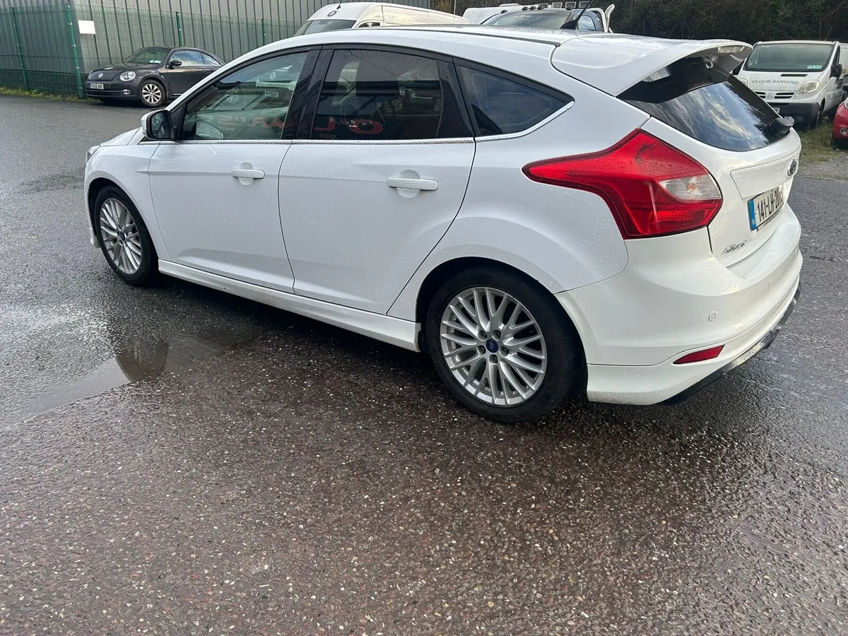 Ford focus - Image 4