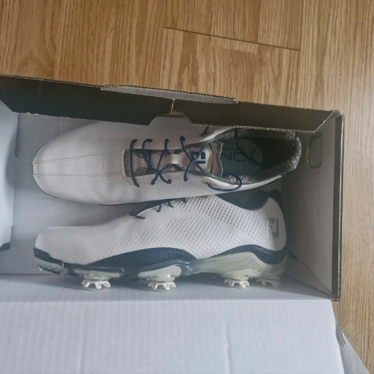 Golf Shoes - Image 2
