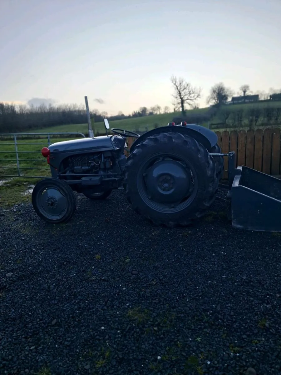 T20 diesel  tractors - Image 2