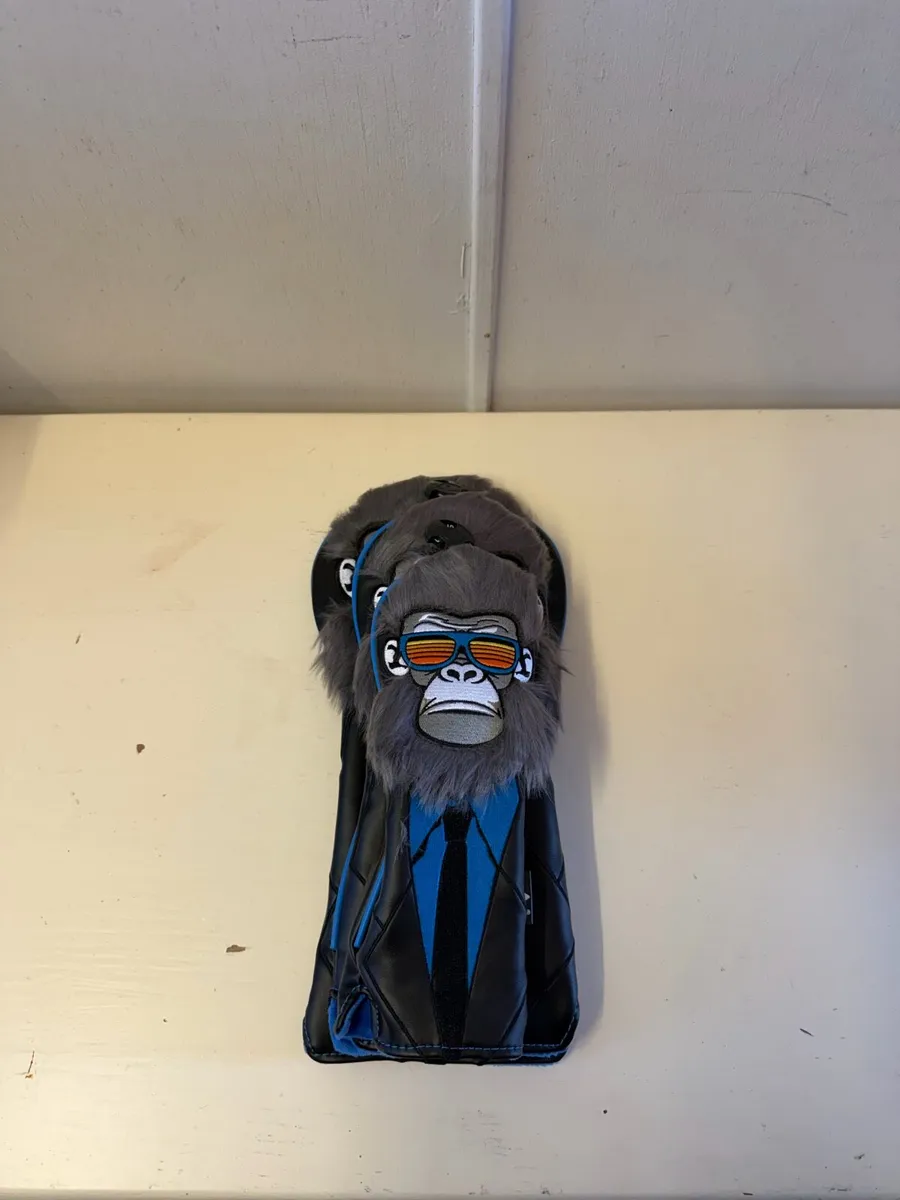 Suited Monkey Golf Head Cover Set - Image 3