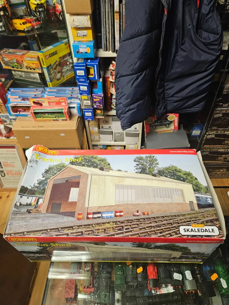 Hornby OO Gauge Skaledale Traction Engine Shed - Image 1