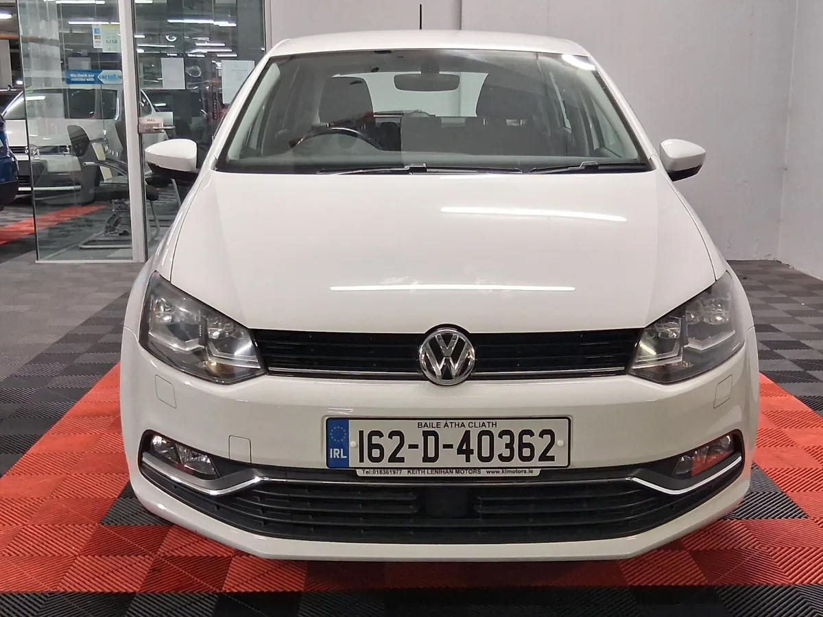 2016 Volkswagen Polo **LOW KMS - AUTO** - Image 4