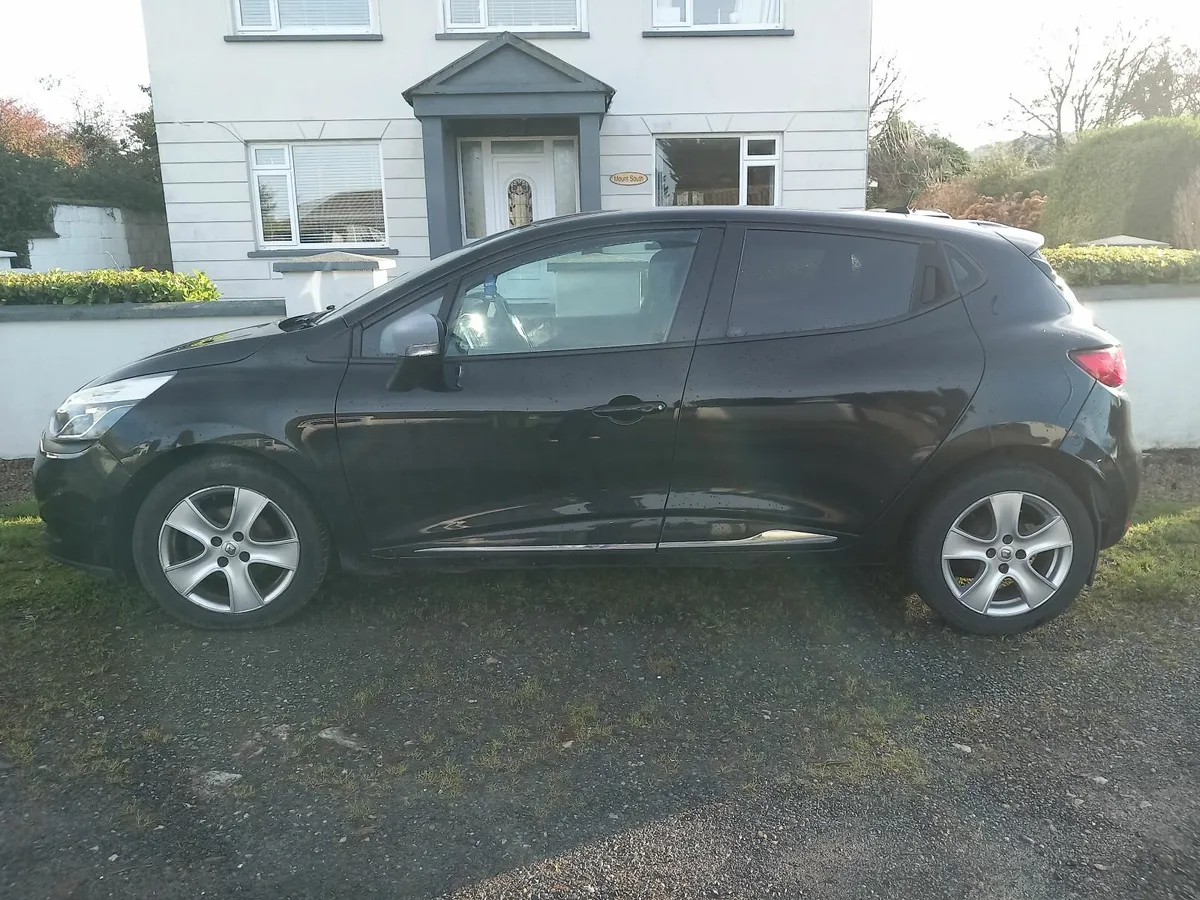Renault Clio 2014 - Image 1