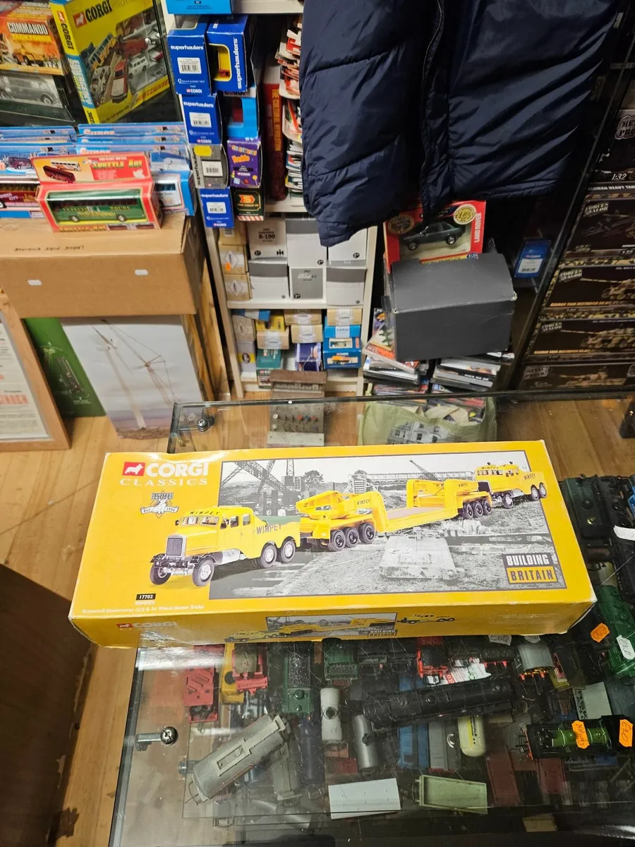 Corgi Scammel Tractor Units and Trailer Wimpey - Image 3