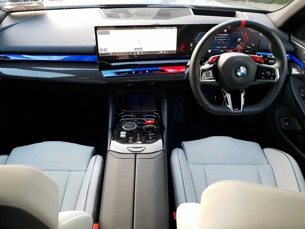 BMW M5 4.4 - Image 4