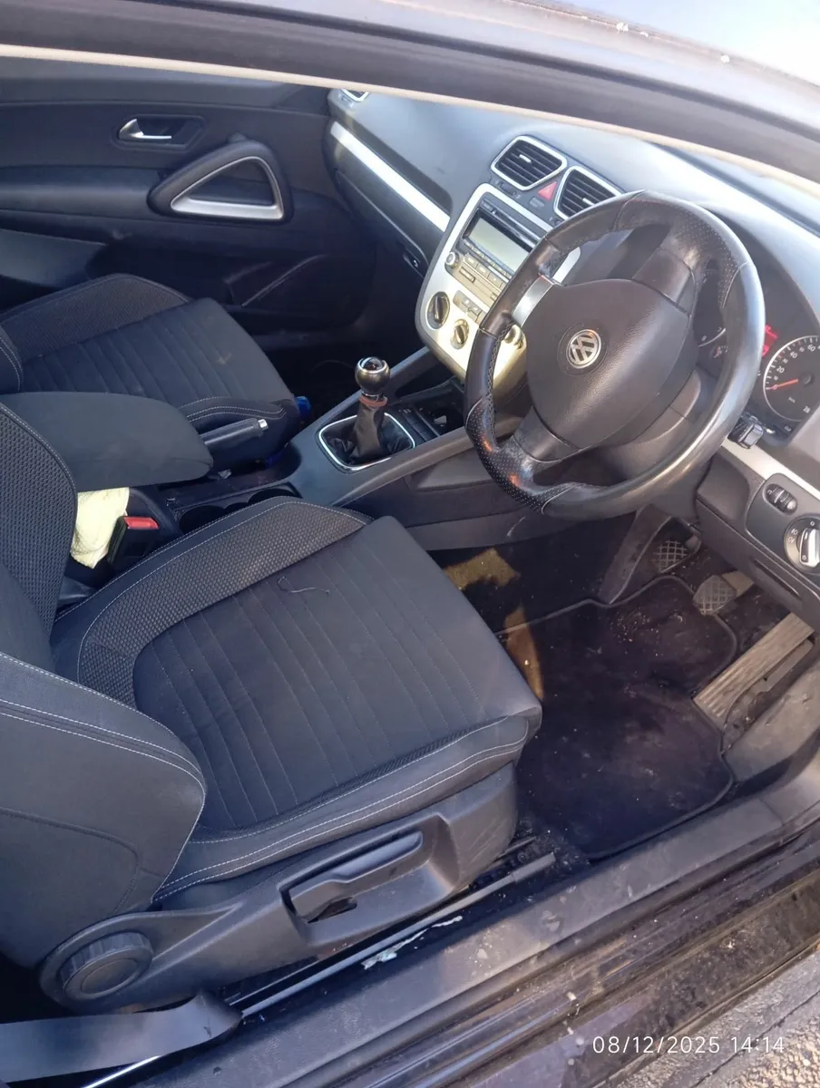Volkswagen Scirocco 2009 - Image 4