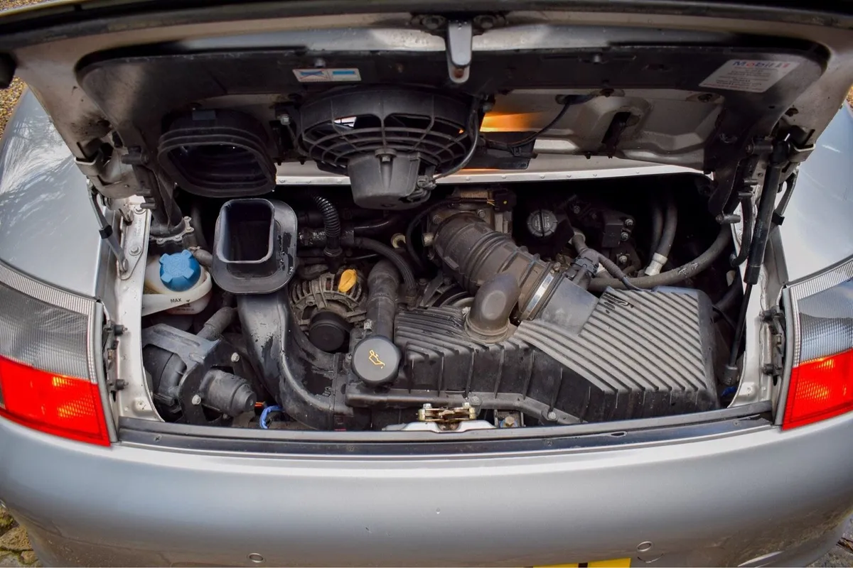 Porsche Carrera 2 Breaking complete car - Image 4