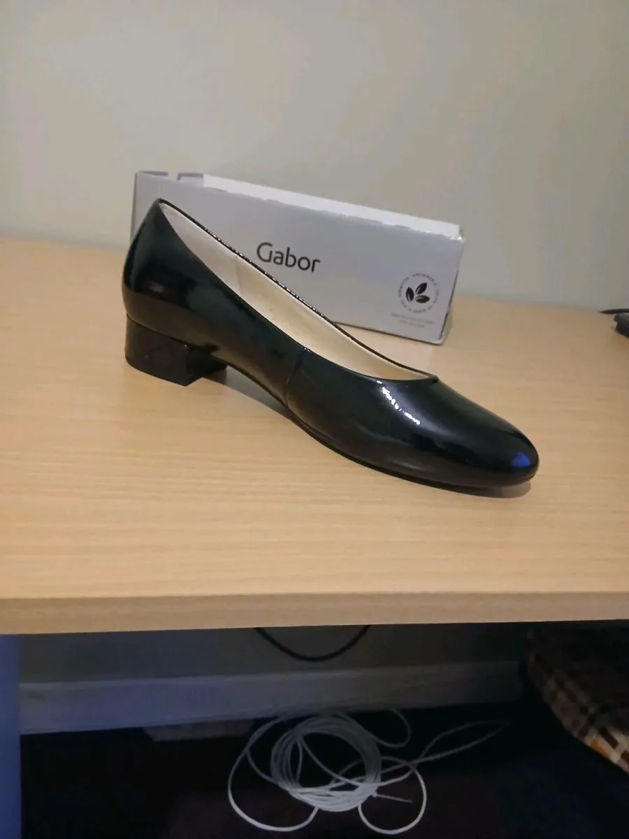 Gabor Ladies shoes for sale - Image 2
