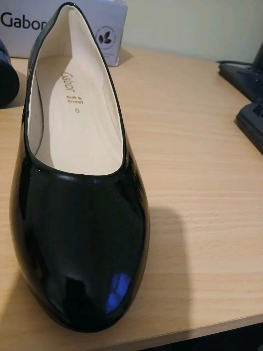 Gabor Ladies shoes for sale - Image 3