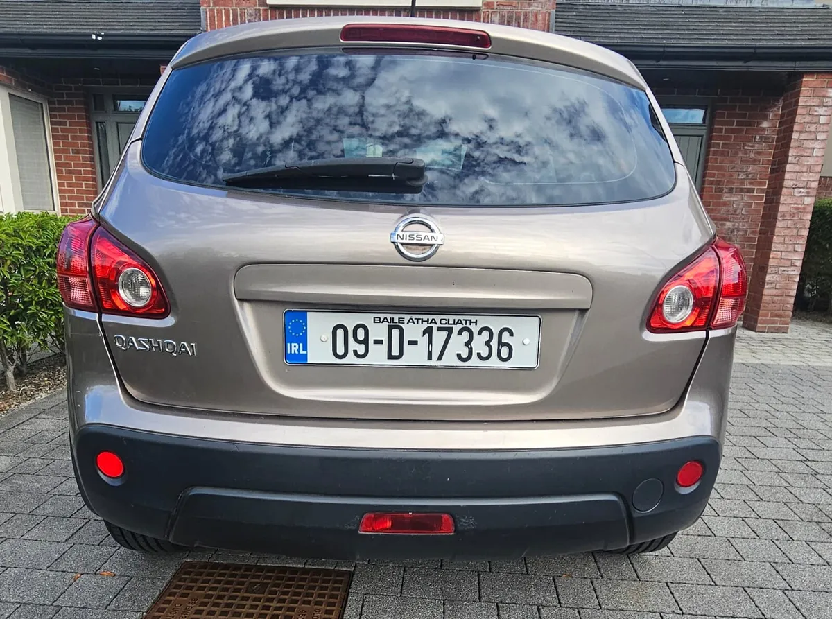 Nissan Qashqai 2009 - Image 2