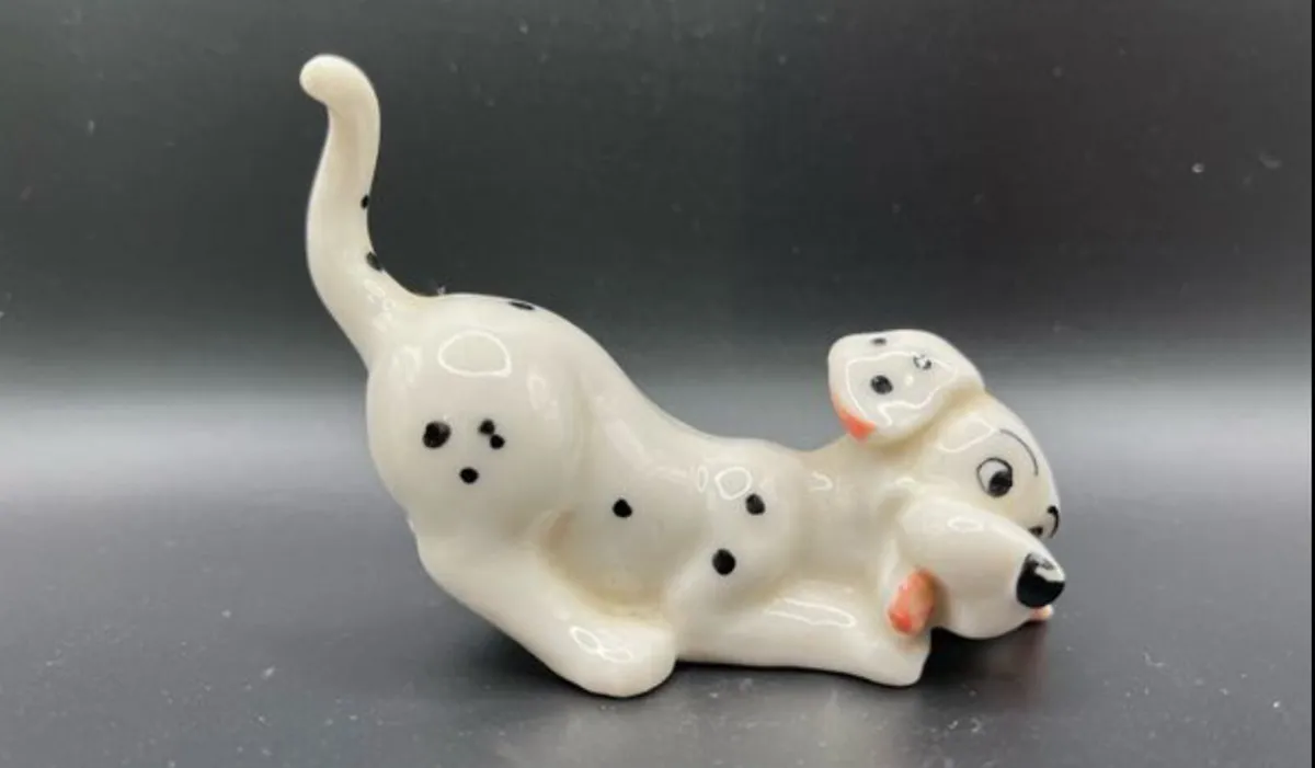Vintage collection of 5 porcelain Dalmatian dogs - Image 3