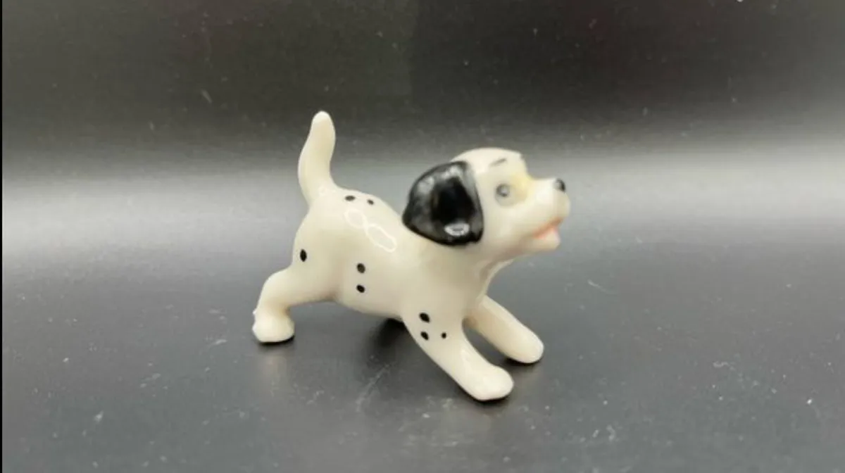 Vintage collection of 5 porcelain Dalmatian dogs - Image 4