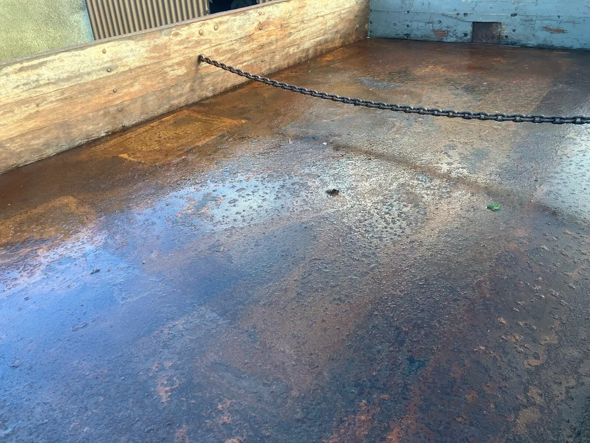 Mf 717 tipping trailer - Image 4