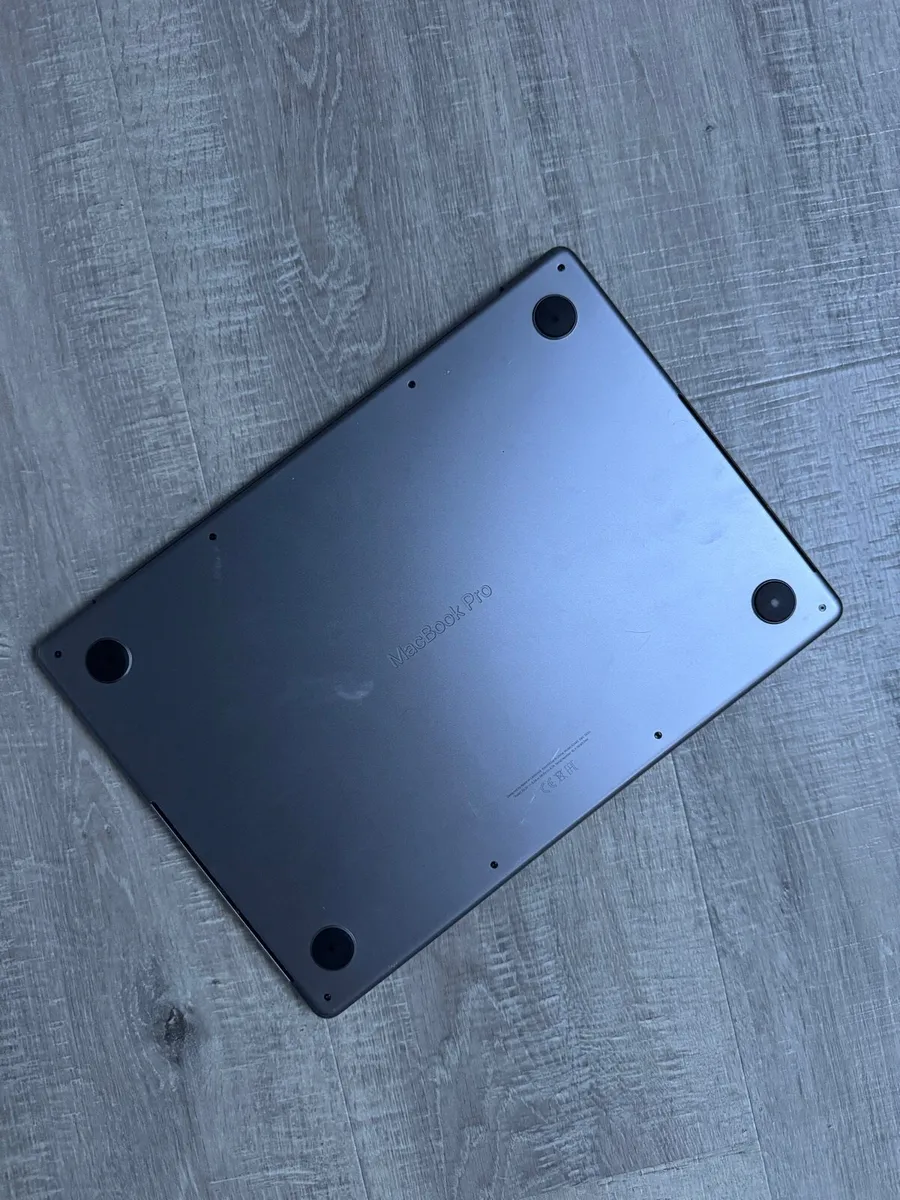 MacBook Pro M1 Pro 14” 2021 16GB 512GB - Image 2