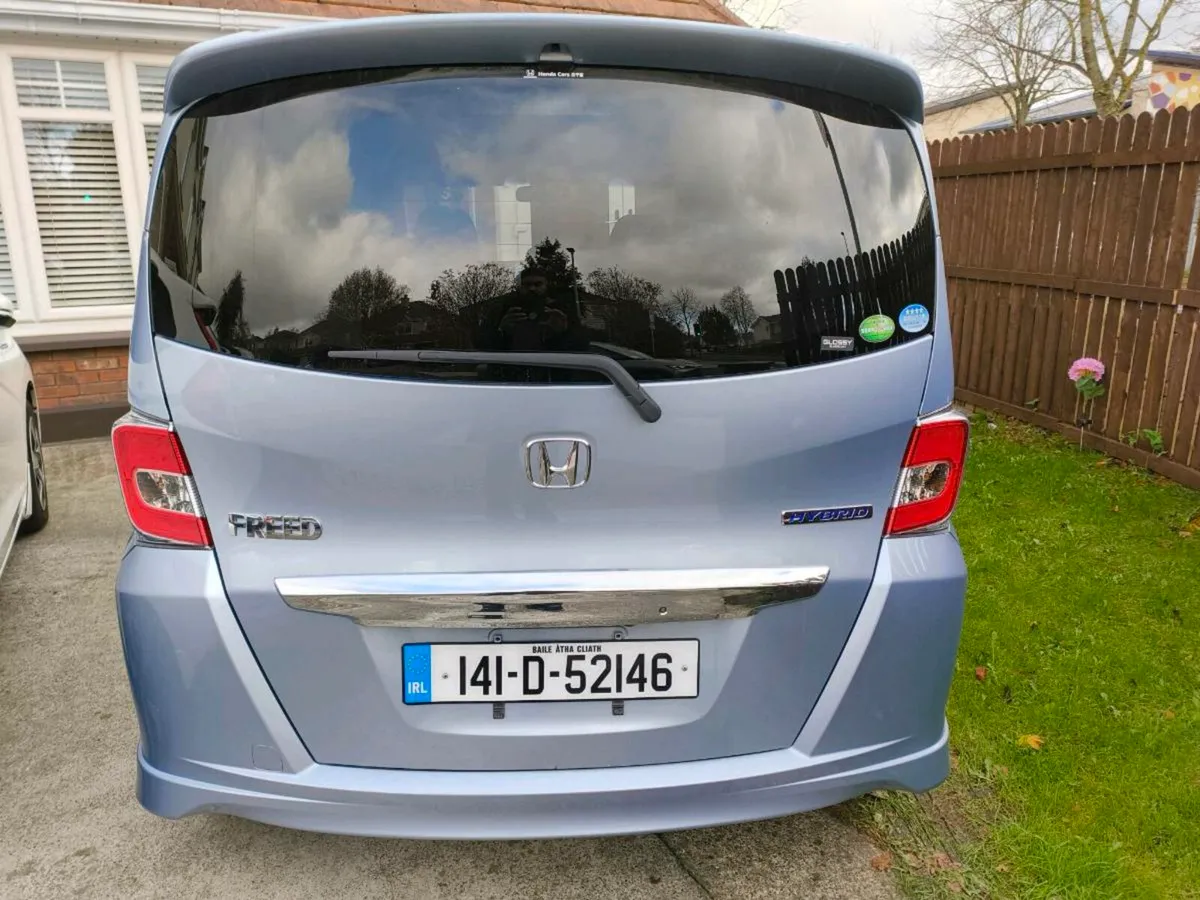 Honda Free 7 Seater / 8250 Euros - Image 1
