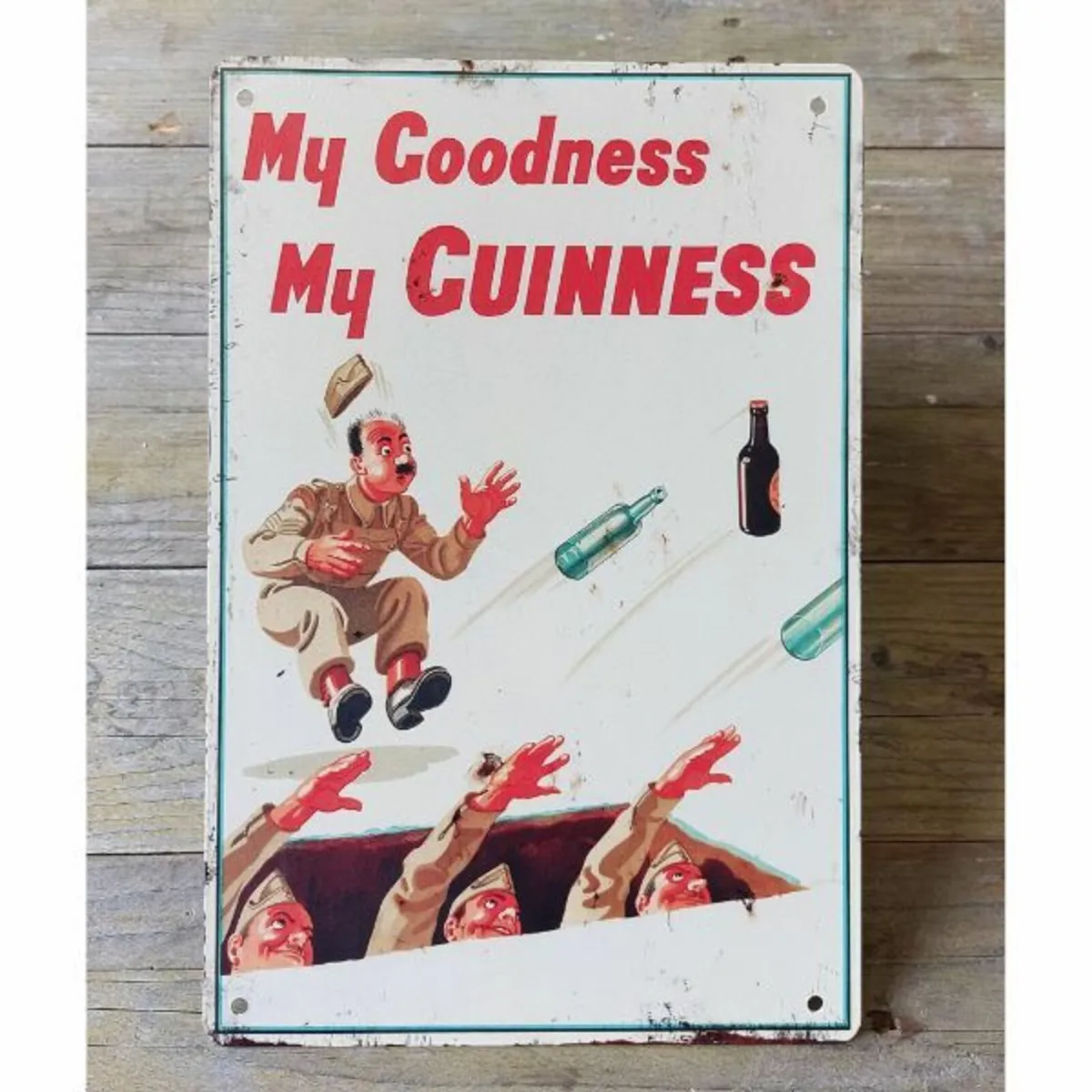 Guinness – Metal – Arm throwing Bottles – HS376