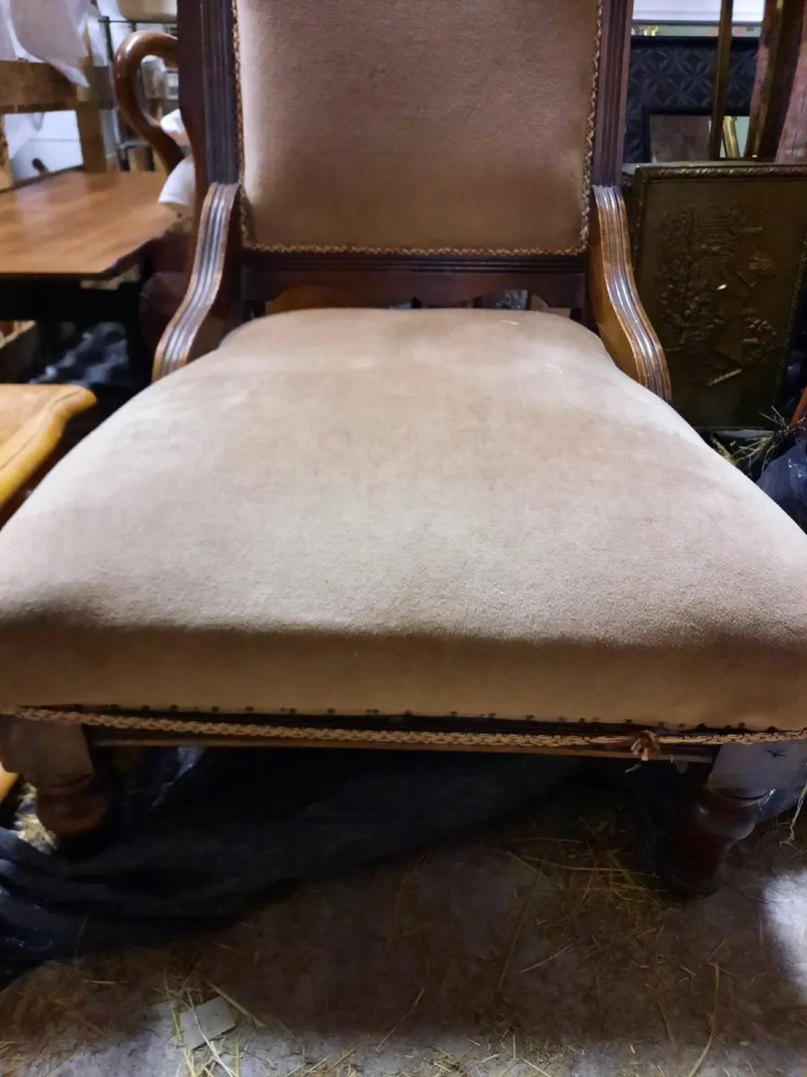 Antique armchair - Image 3