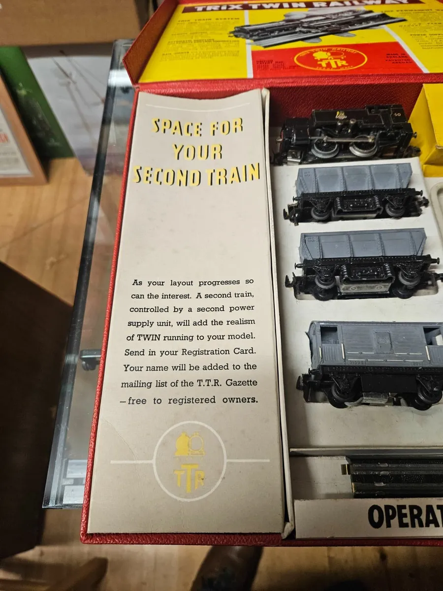 Hornby Trix Train Set - Image 3