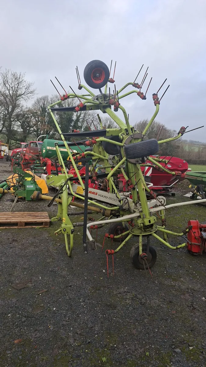 Claas Volto 800 tedder - Image 1
