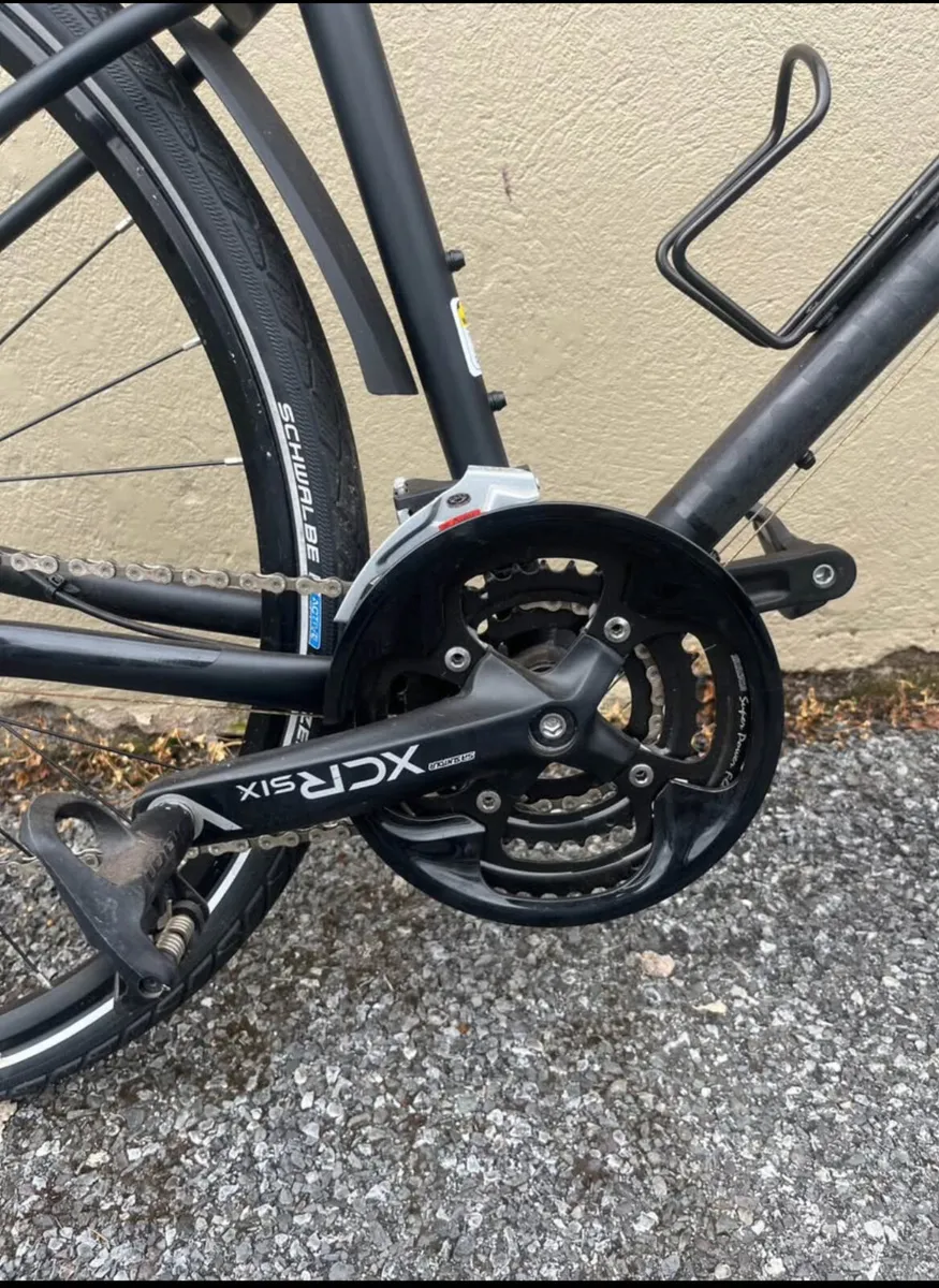 Marin hybrid size m brand new - Image 4