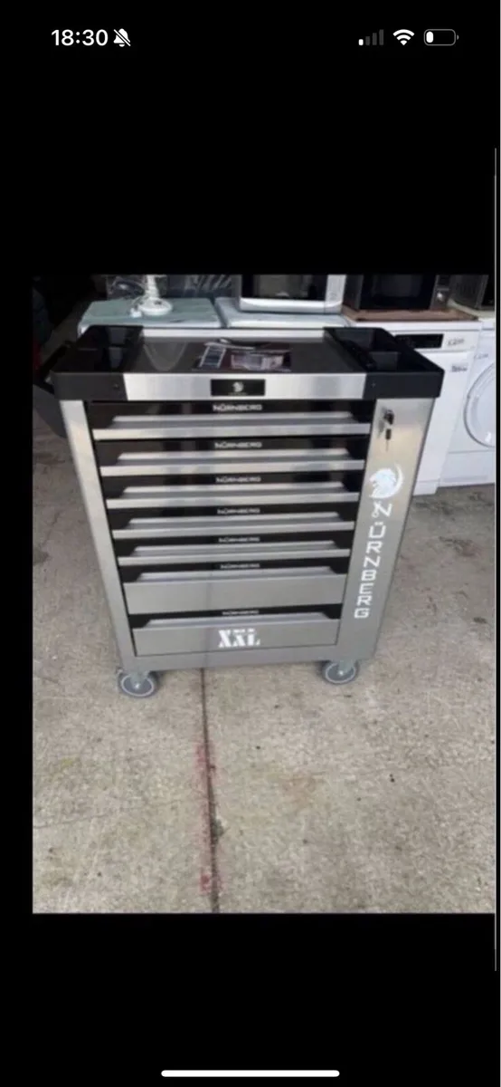 New tool chest with tools included - Image 1