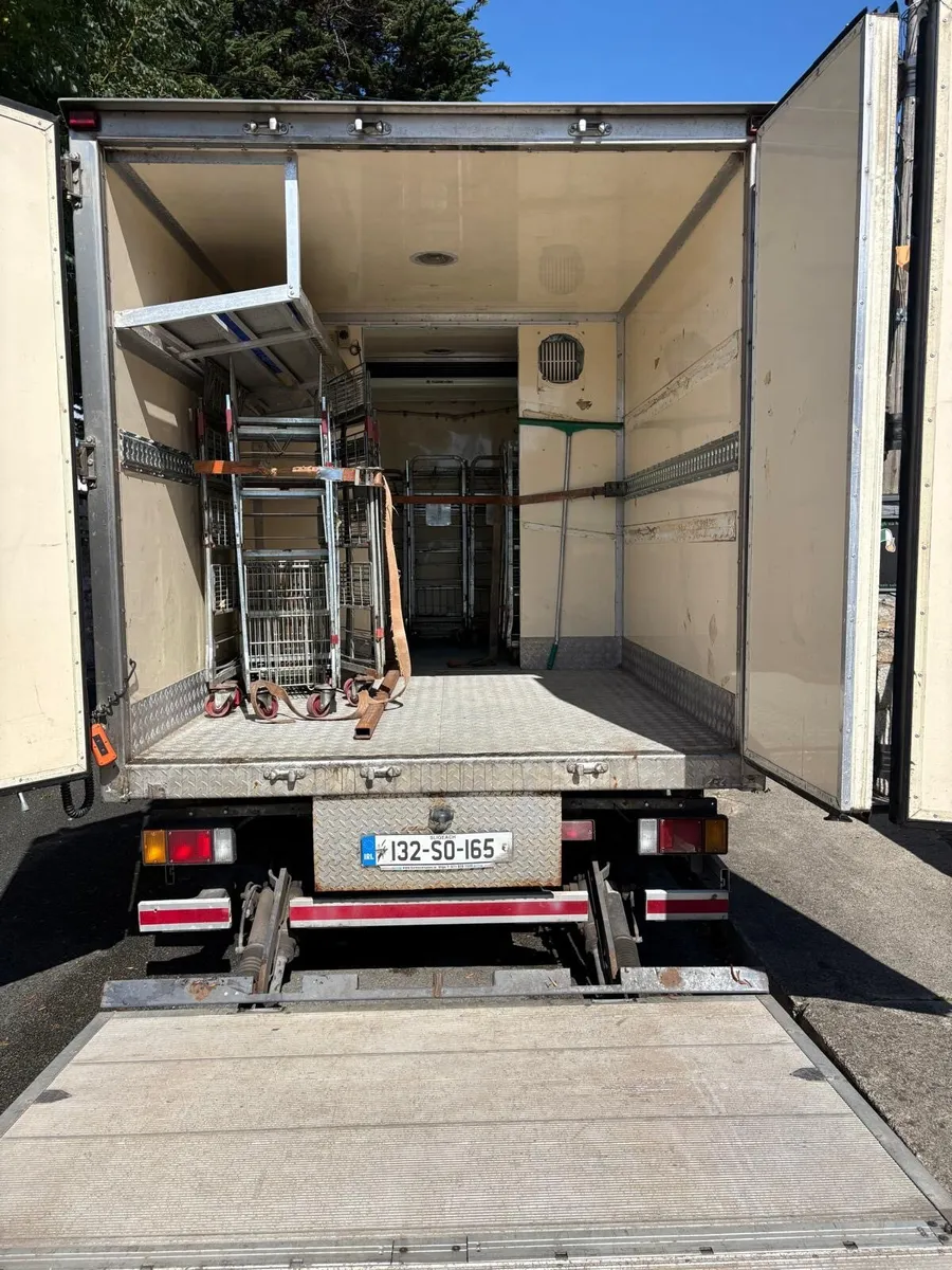 Isuzu refrigerated truck ‌ - Image 3