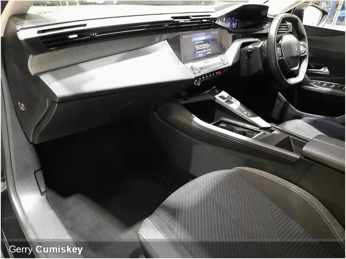 Peugeot 308 Active | 1.5 BlueHDi 130bhp |  Auto - Image 4