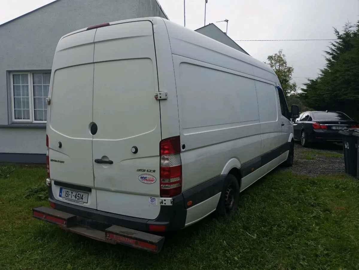 Mercedes Sprinter 2015 - Image 2