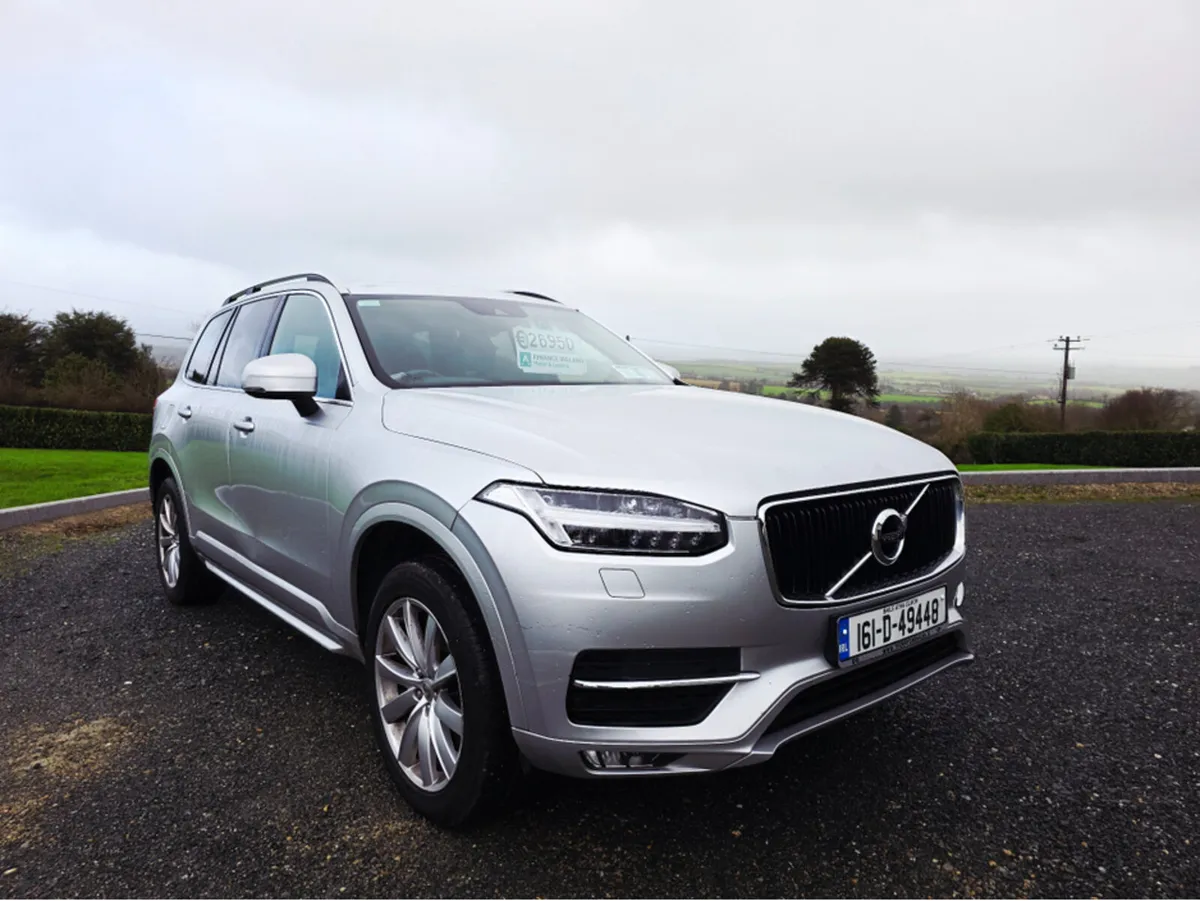 Volvo XC90 2.0 D5 MOMENTUM 225BHP 5DR AUTO - Image 2