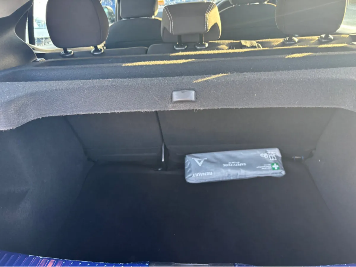 Dacia Sandero COMFORT TCE 90 MY21.5 5DR Finance Av - Image 2