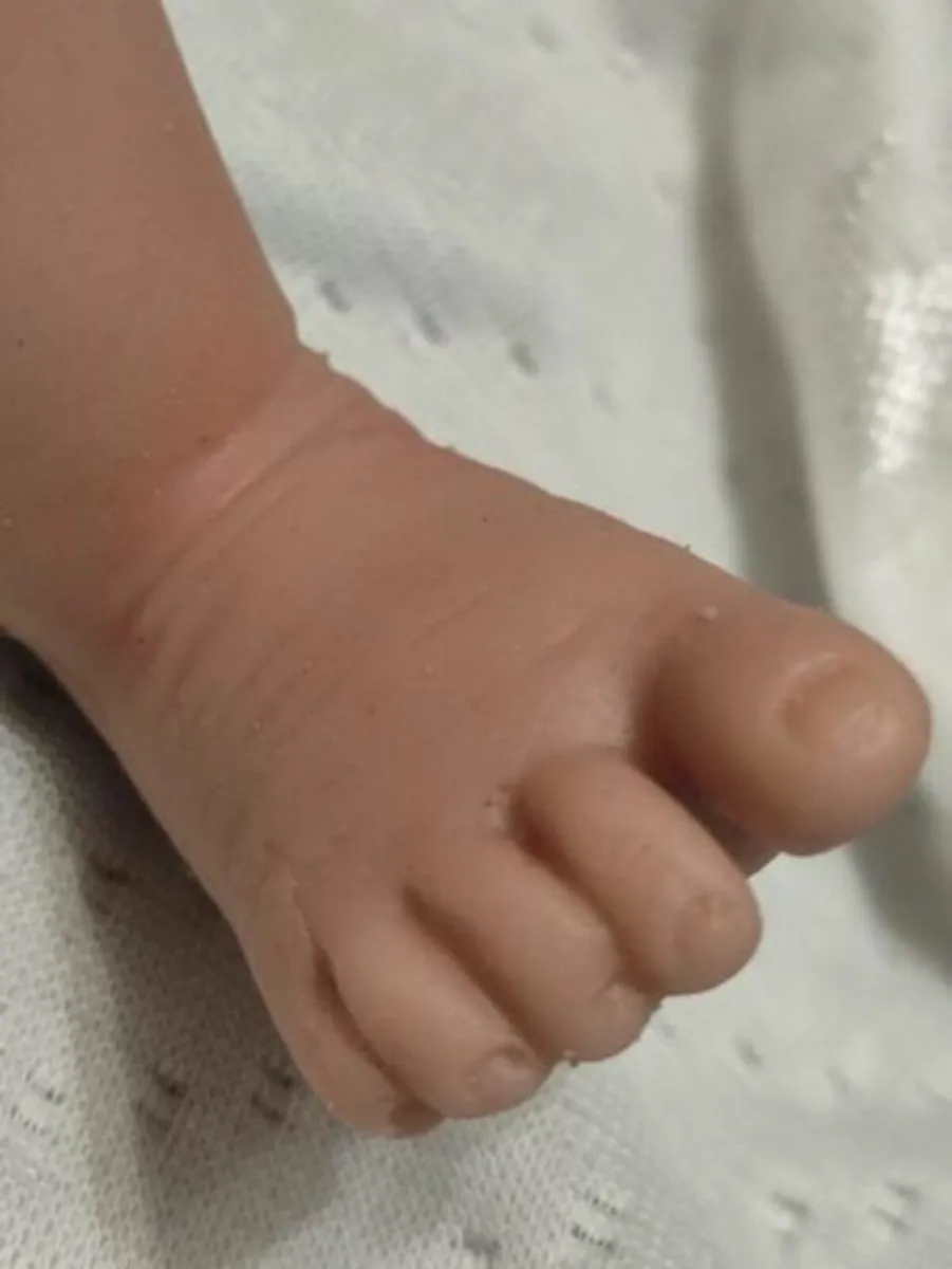 Reborn doll full silicone weighted - Image 4