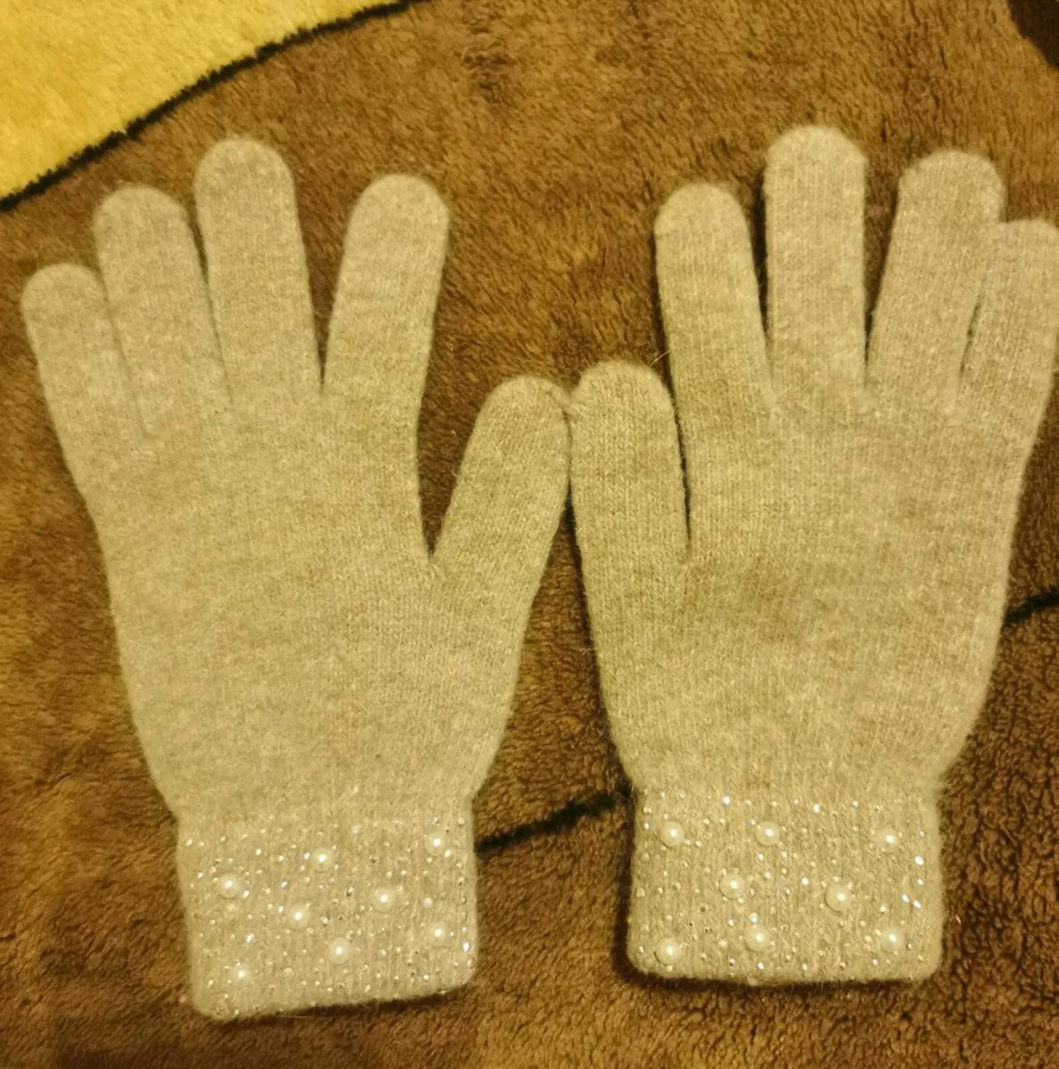 Gloves - Image 1