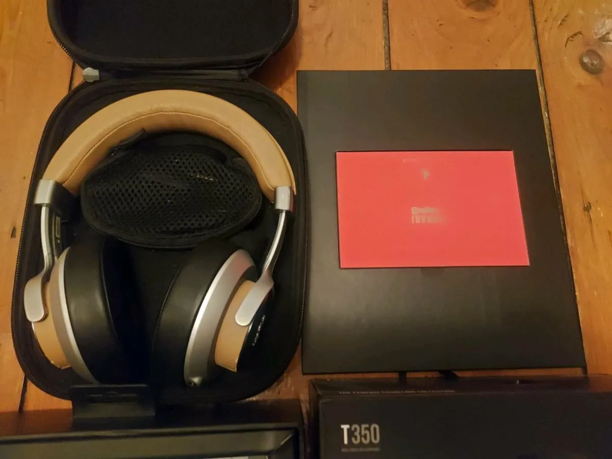 FERRARI CAVALLINO HEADPHONES - Image 2