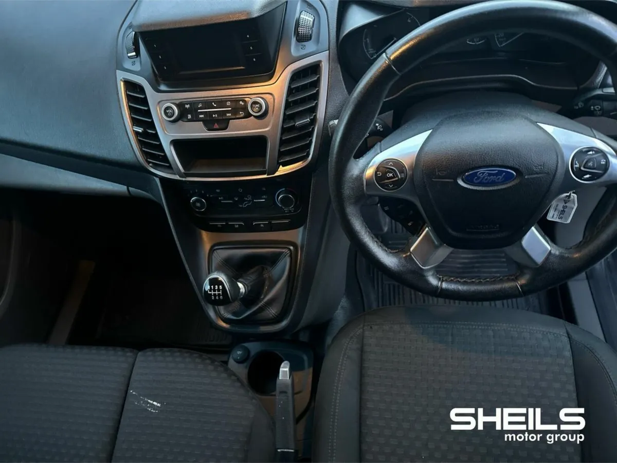 Ford Transit TRANSIT CONNECT SWB VAN TREND - Image 3