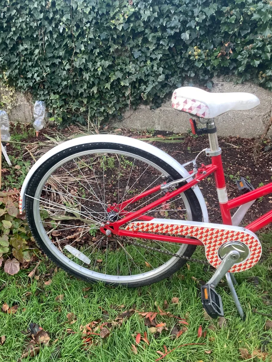 Girls Bike - Image 2