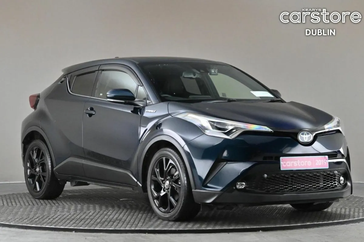 Toyota C-HR 1.8 HYBRID **HALF LEATHER**REVERSE CAM - Image 1