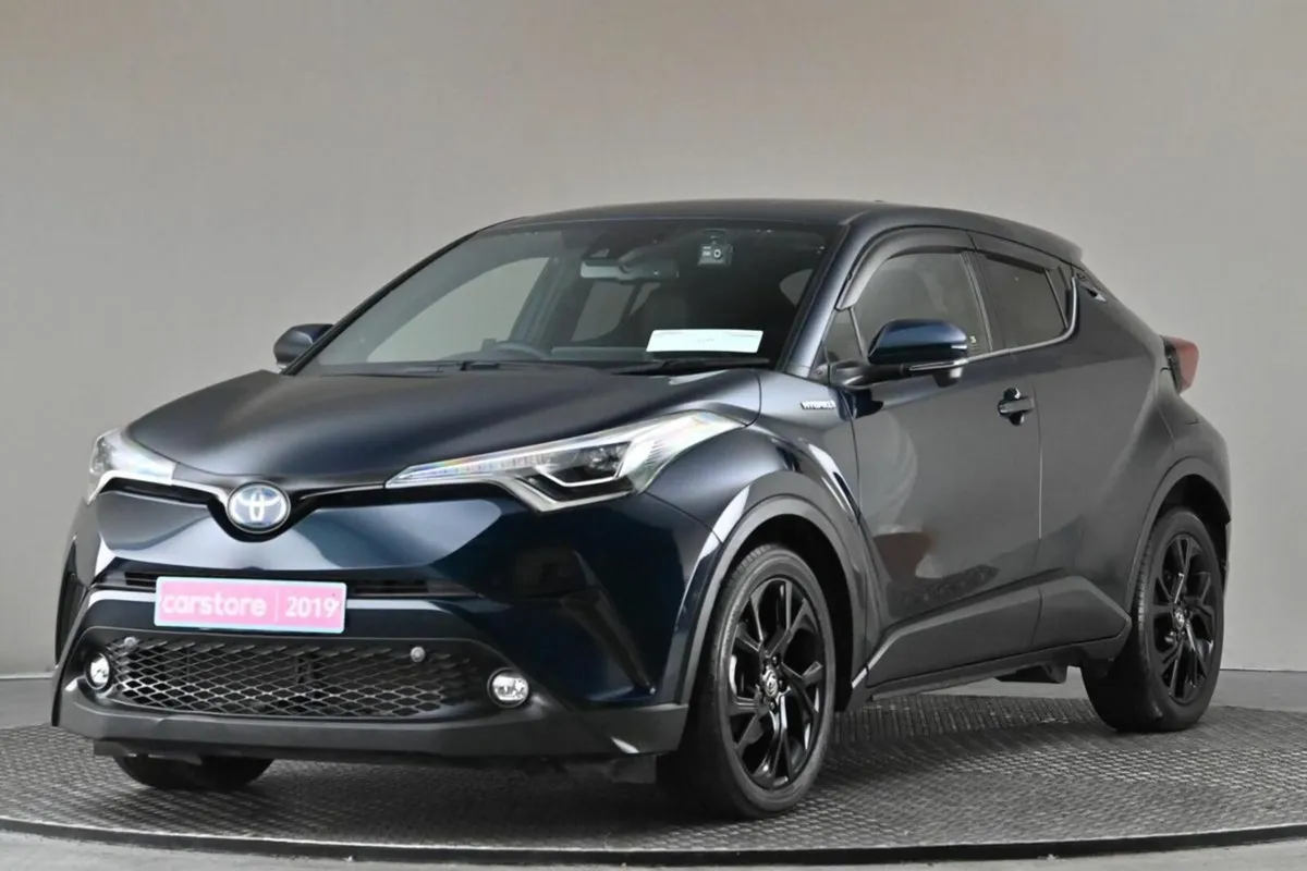 Toyota C-HR 1.8 HYBRID **HALF LEATHER**REVERSE CAM - Image 3
