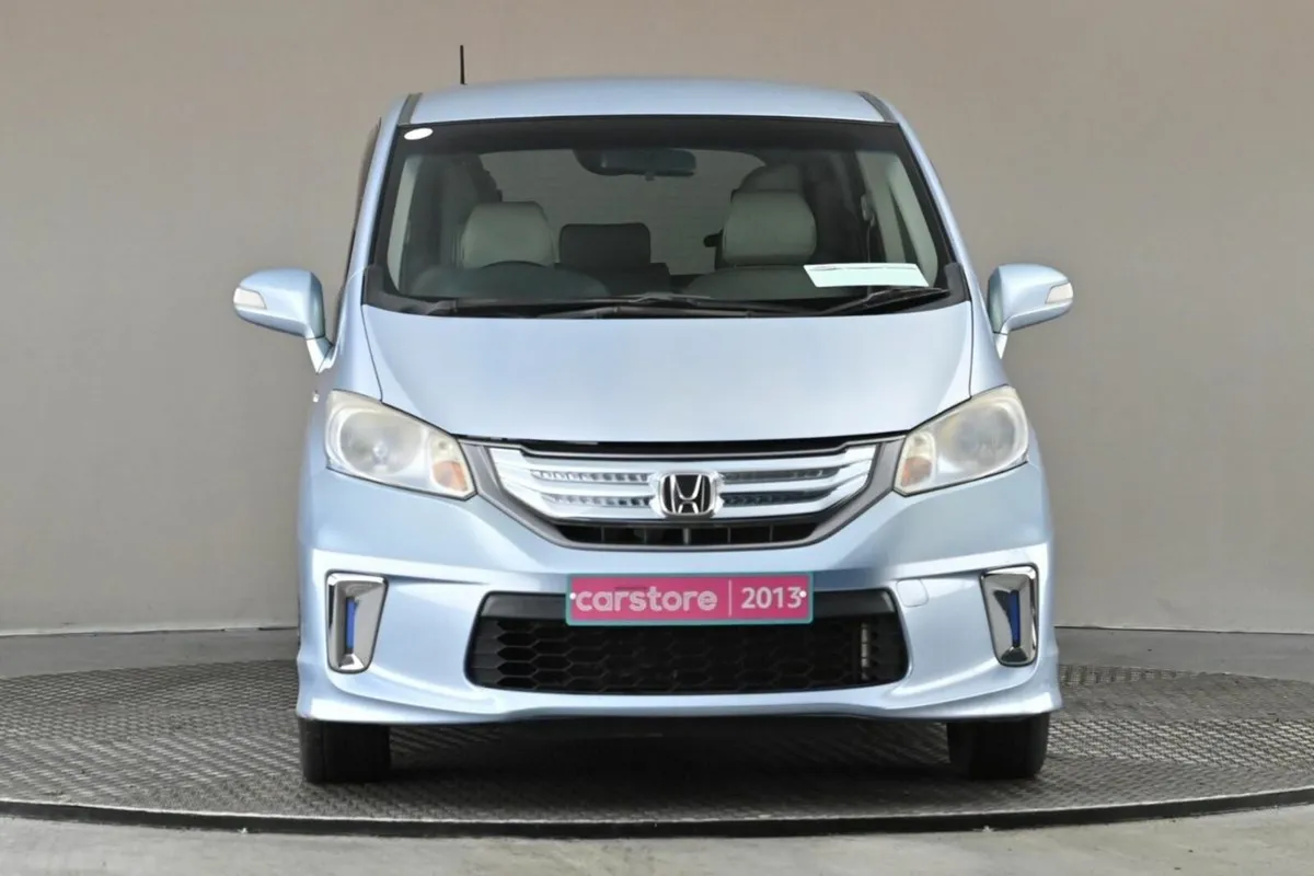 Honda Freed 1.5 HYBRID AUTO 7 SEATS **EL.SLIDING D - Image 2